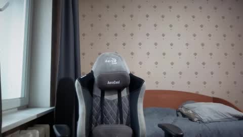 azazelmax online show from December 10, 12:05 pm