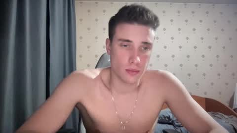 azazelmax online show from December 18, 2:06 pm