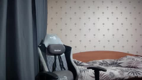 azazelmax online show from October 3, 7:00 pm