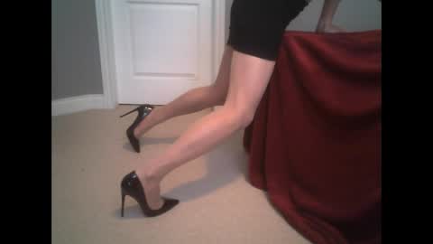 Snapshot of azn_ph_doll chatting on February 13, 9:38 pm azn_ph_doll online show from February 13, 9:38 pm