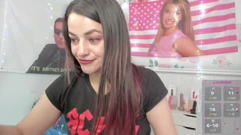 Azucena R online show from December 26, 5:30 pm