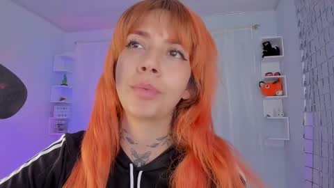 Snapshot of azumi_saan chatting on February 9, 2:28 am azumi saan online show from February 9, 2:28 am