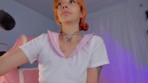 Snapshot of azumi_saan chatting on March 5, 4:13 am azumi saan online show from March 5, 4:13 am