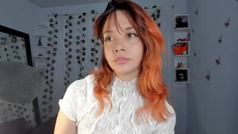 Snapshot of azumi_saan chatting on September 18, 2:35 am azumi saan online show from September 18, 2:35 am