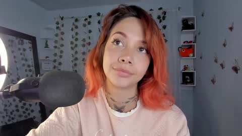 Snapshot of azumi_saan chatting on October 7, 4:09 am azumi saan online show from October 7, 4:09 am