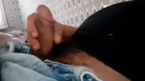 Snapshot of azze67 chatting on September 28, 9:58 am azze67 online show from September 28, 9:58 am