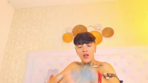 Anny online show from November 15, 4:10 am