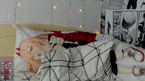 Snapshot of b4by_emilia chatting on February 15, 11:39 am b4by_emilia online show from February 15, 11:39 am