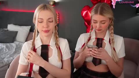 Bonnie  online show from February 19, 2:55 am