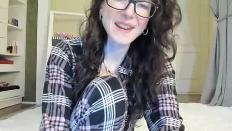 babby_jewel online show from December 24, 11:06 am