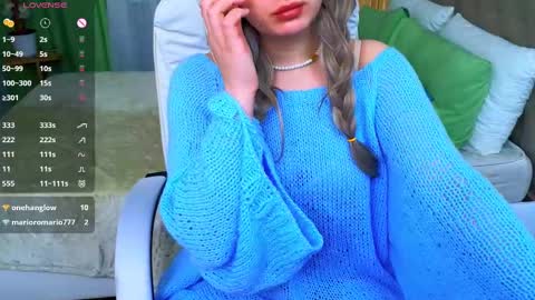 Snapshot of baby_debbie chatting on February 19, 11:25 pm Debora online show from February 19, 11:25 pm