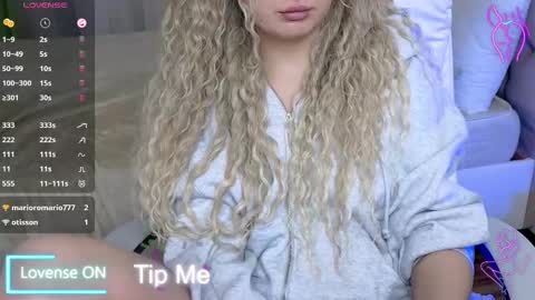 Snapshot of baby_debbie chatting on February 26, 8:33 pm Debora online show from February 26, 8:33 pm