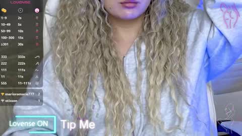 Snapshot of baby_debbie chatting on February 26, 11:37 pm Debora online show from February 26, 11:37 pm