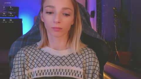 Snapshot of baby_gopn1k chatting on December 9, 5:07 am baby gopn1k online show from December 9, 5:07 am