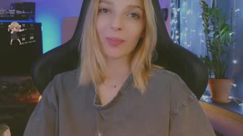 Snapshot of baby_gopn1k chatting on December 27, 3:04 pm baby gopn1k online show from December 27, 3:04 pm