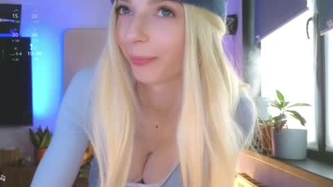 Snapshot of baby_gopn1k chatting on January 13, 8:05 am baby gopn1k online show from January 13, 8:05 am