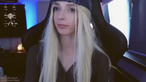 Snapshot of baby_gopn1k chatting on February 11, 8:26 am baby gopn1k online show from February 11, 8:26 am