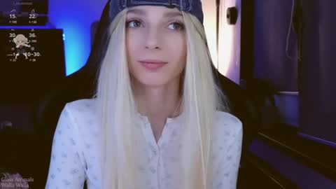 Snapshot of baby_gopn1k chatting on February 11, 3:08 pm baby gopn1k online show from February 11, 3:08 pm