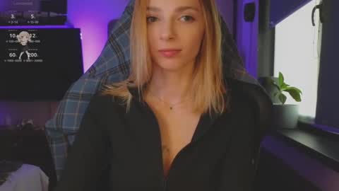 Snapshot of baby_gopn1k chatting on March 10, 3:20 pm baby gopn1k online show from March 10, 3:20 pm