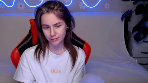 baby_kitte online show from March 12, 7:13 am