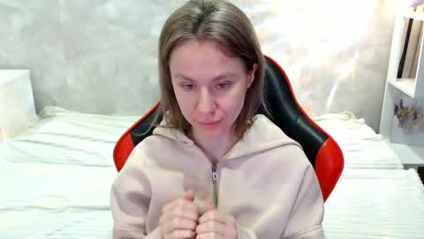 baby_kitte online show from October 2, 4:19 am