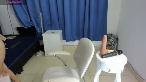 Baby Chanell online show from November 11, 2:33 am