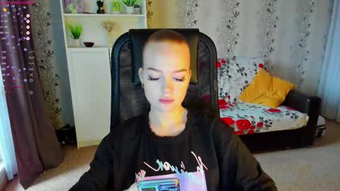 maddy online show from February 25, 12:24 pm