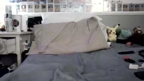 Riley  online show from February 27, 4:20 am