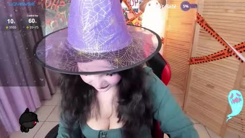 Snapshot of babyyulli chatting on October 28, 8:40 am babyyulli online show from October 28, 8:40 am