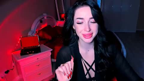 Miss Desire...do you remember online show from December 2, 10:07 am