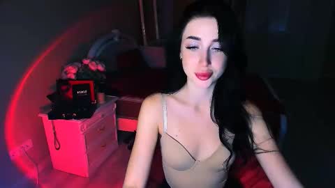 Miss Desire...do you remember online show from November 23, 9:42 am