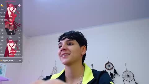 Anna online show from December 9, 3:33 pm