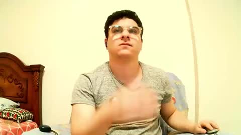 badboixx online show from September 17, 11:28 pm