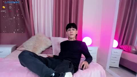 jhojan online show from October 21, 9:37 pm