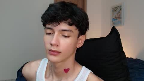 jhojan online show from November 6, 8:32 pm