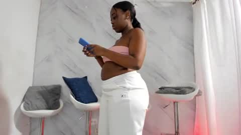 candy and dayan online show from February 5, 11:02 am