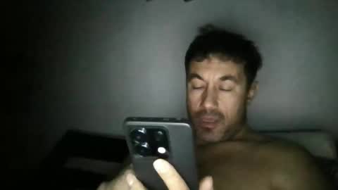 Bagio online show from November 15, 9:00 pm