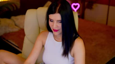 Snapshot of bagiramays chatting on September 15, 8:25 am BagiraMays online show from September 15, 8:25 am