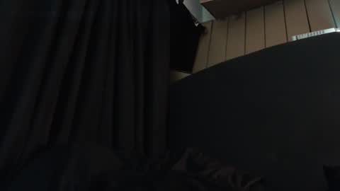 Snapshot of bailey39 chatting on December 2, 4:31 am Bailey online show from December 2, 4:31 am