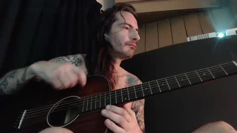 Snapshot of bailey39 chatting on December 10, 2:05 am Bailey online show from December 10, 2:05 am