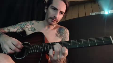 Snapshot of bailey39 chatting on December 13, 2:21 am Bailey online show from December 13, 2:21 am