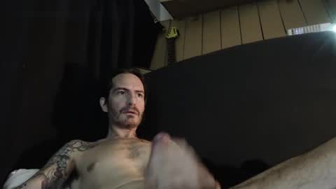 Snapshot of bailey39 chatting on December 18, 4:53 am Bailey online show from December 18, 4:53 am