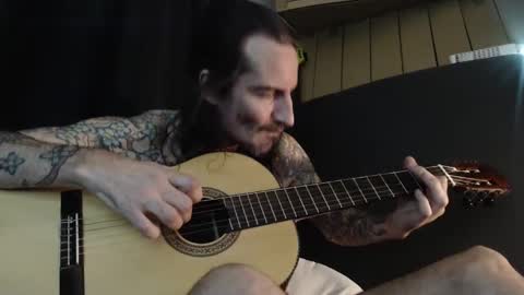 Snapshot of bailey39 chatting on December 20, 5:36 am Bailey online show from December 20, 5:36 am