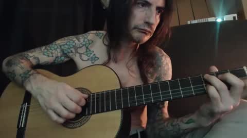 Snapshot of bailey39 chatting on January 4, 12:16 am Bailey online show from January 4, 12:16 am