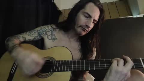 Snapshot of bailey39 chatting on January 12, 4:52 am Bailey online show from January 12, 4:52 am