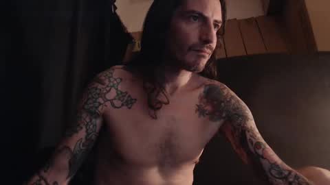 Snapshot of bailey39 chatting on January 14, 1:26 am Bailey online show from January 14, 1:26 am