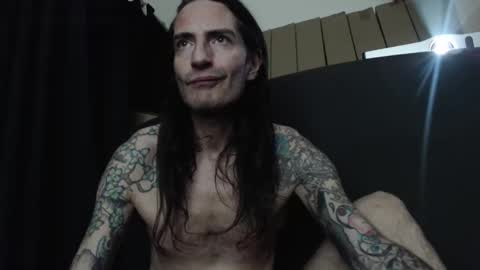 Snapshot of bailey39 chatting on February 6, 3:37 am Bailey online show from February 6, 3:37 am