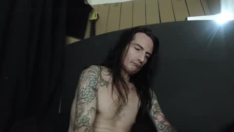 Snapshot of bailey39 chatting on February 13, 3:29 am Bailey online show from February 13, 3:29 am