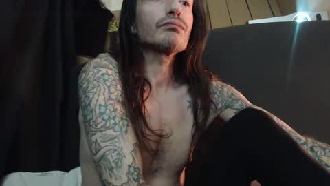 Snapshot of bailey39 chatting on February 27, 12:10 am Bailey online show from February 27, 12:10 am