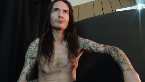 Snapshot of bailey39 chatting on March 11, 4:32 am Bailey online show from March 11, 4:32 am